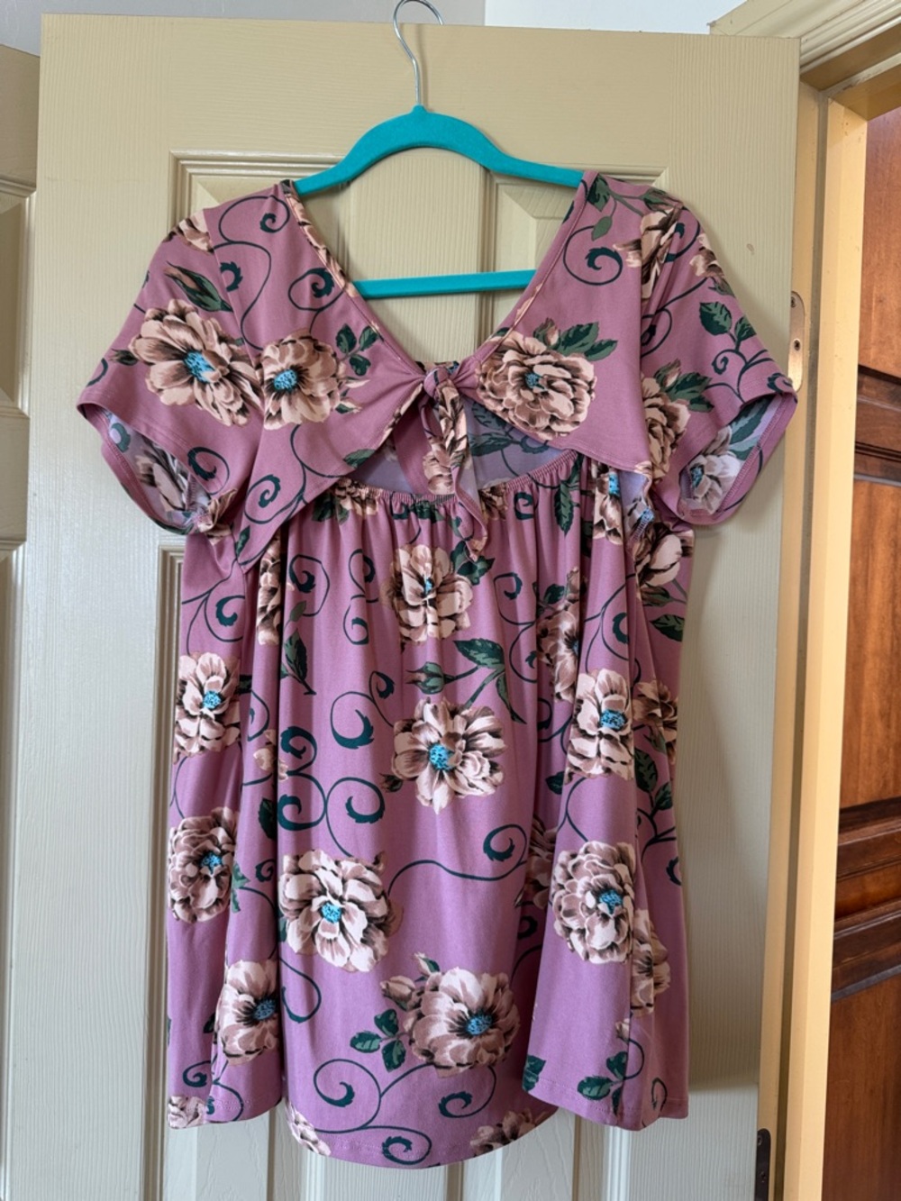 Mauve Pink Floral top - Picture 2 of 2
